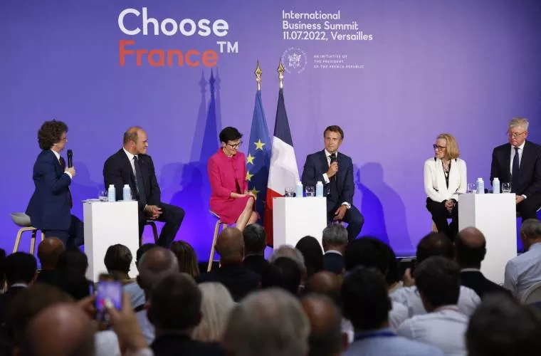 découvrez comment la réindustrialisation française s'inscrit dans un avenir durable et compétitif, en revitalisant l'économie locale et en favorisant l'innovation au sein des secteurs clés.